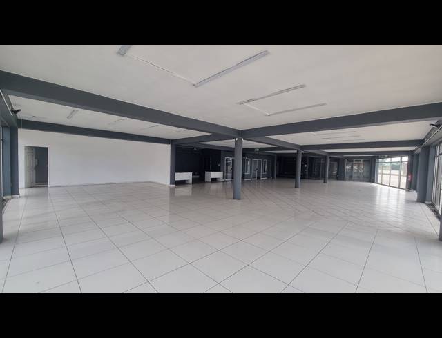 824M² BUILDING FOR SALE IN GOODWOOD CENTRAL